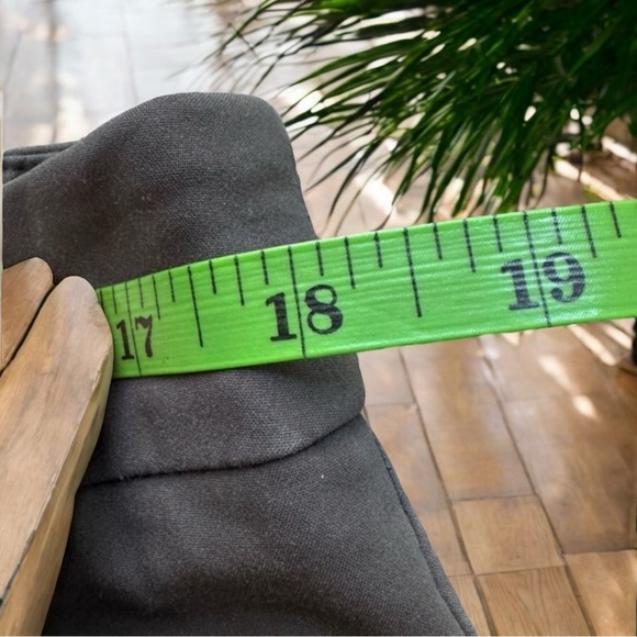 MOSSIMO Modern Flare Stretchy Gray Dress Pants - Size 12 - Picture 9 of 15